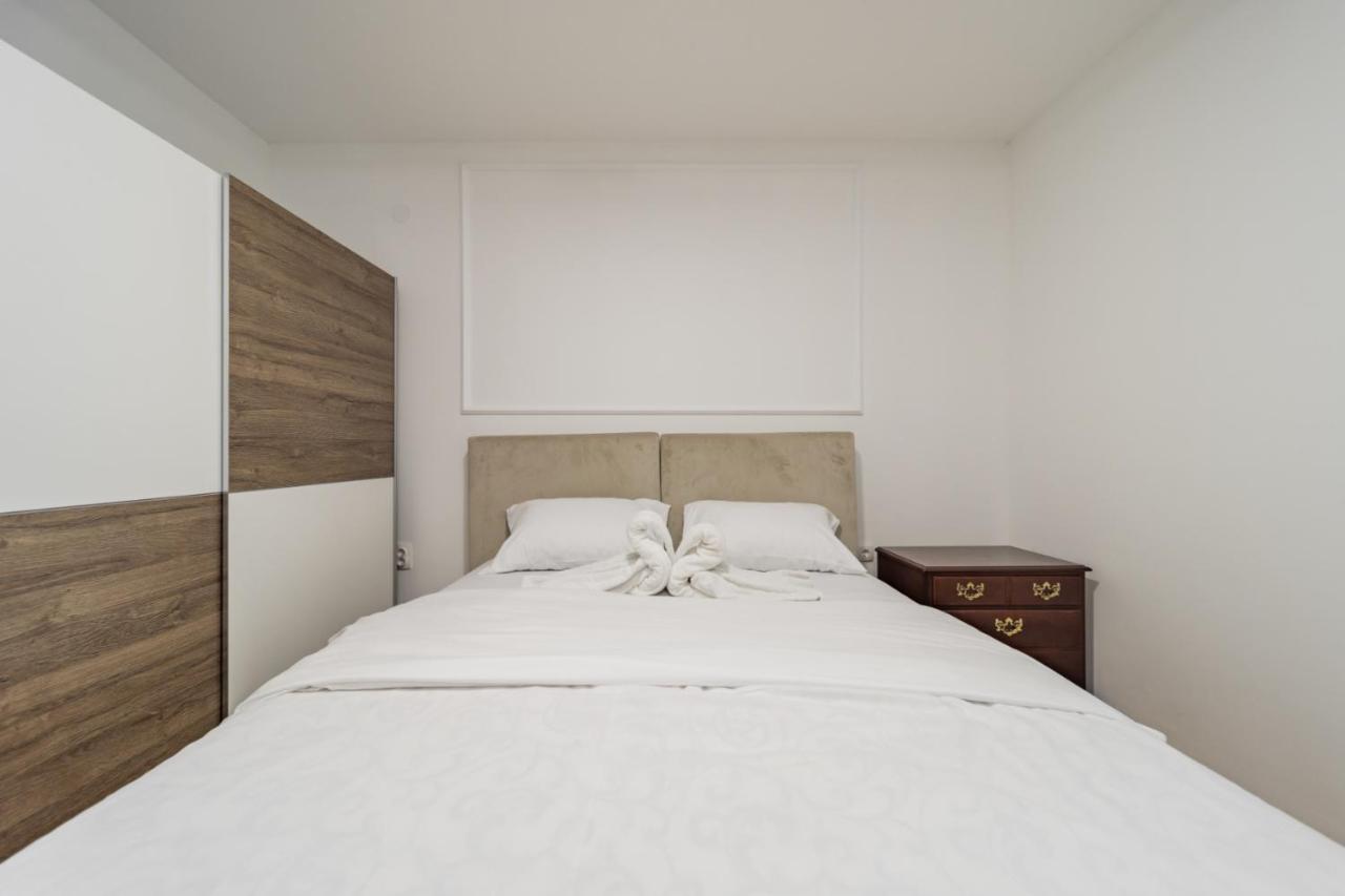Port 1 Apartment Белград Екстериор снимка